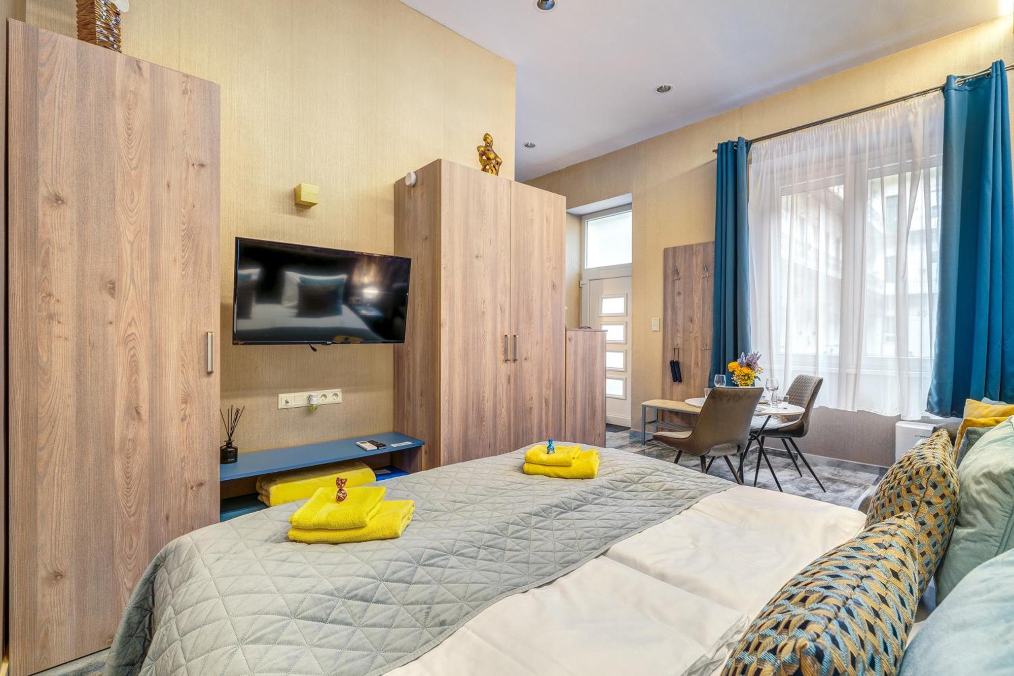 Budapest Magic Blue In Downtown 外观 照片